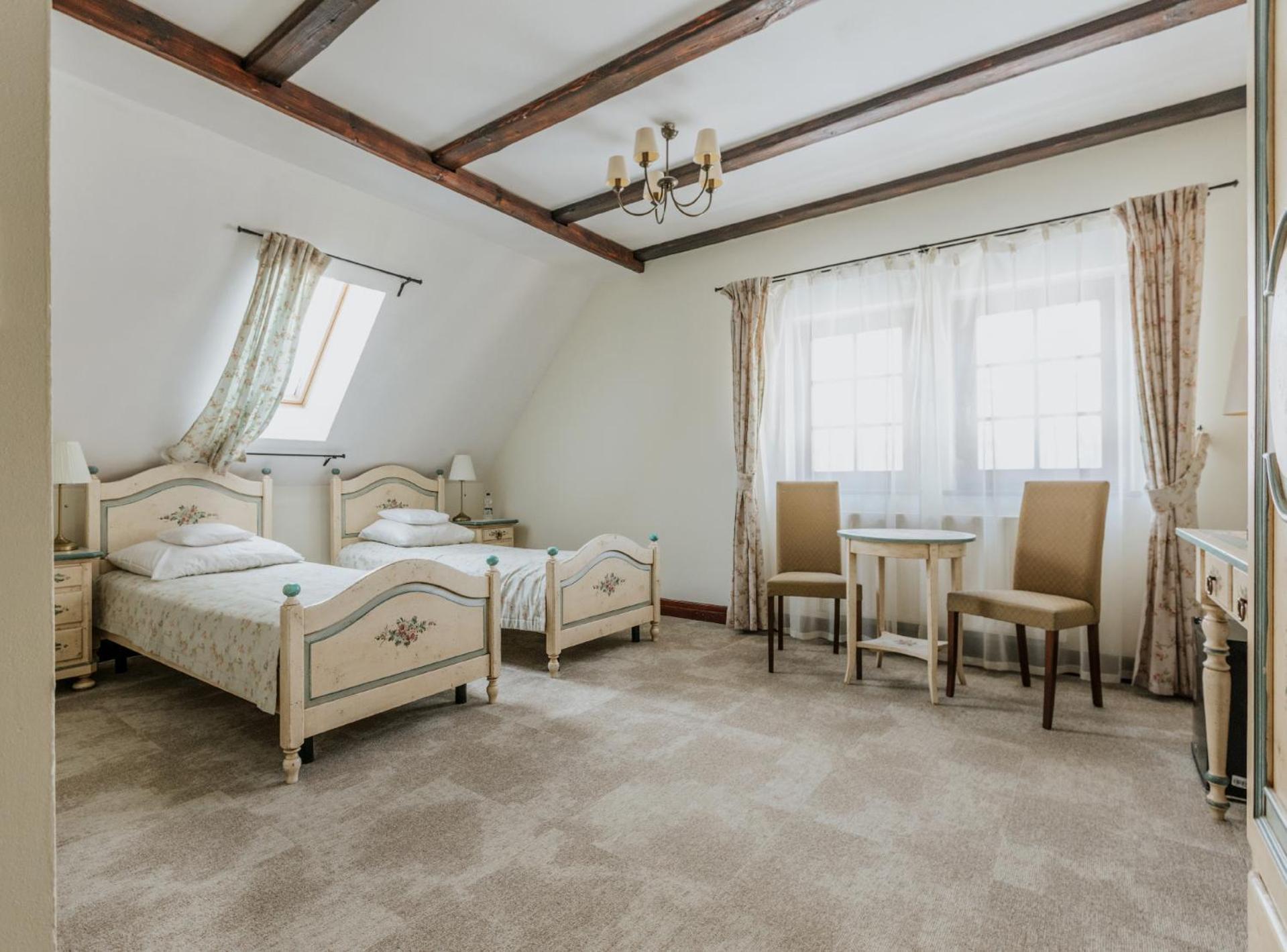 Palac Wojanow Экстерьер фото